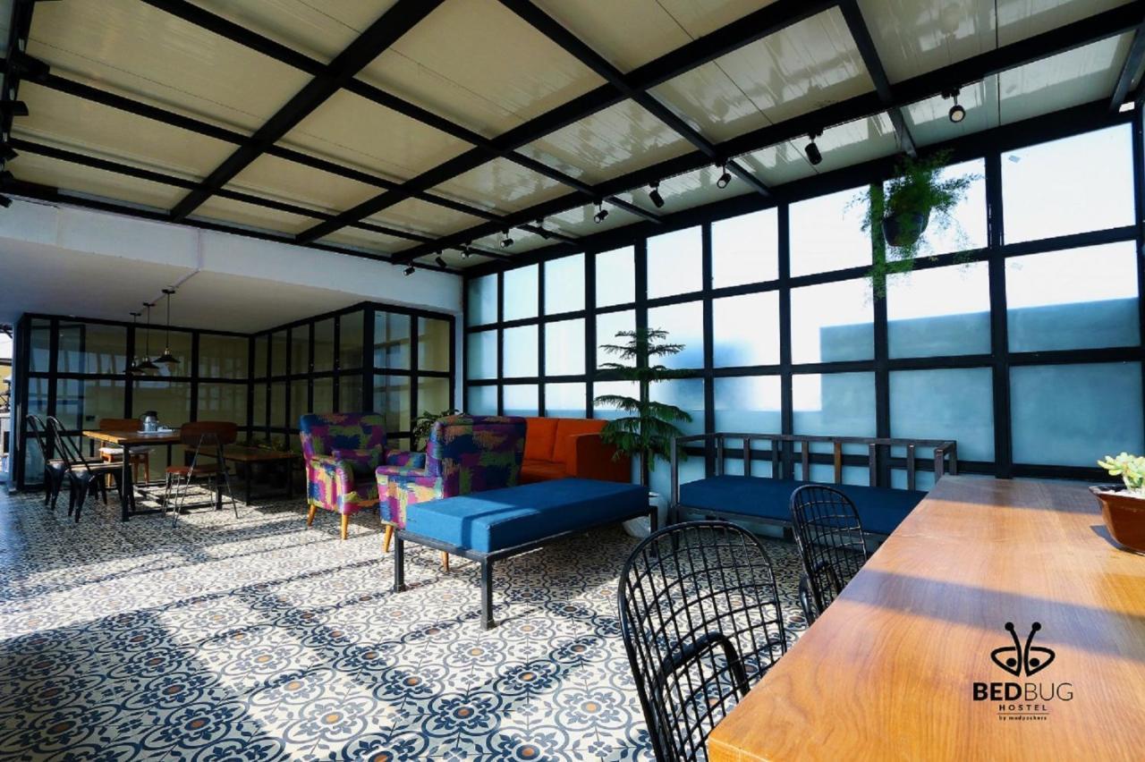 Madpackers Delhi West Hostel นิวเดลี ภายนอก รูปภาพ
