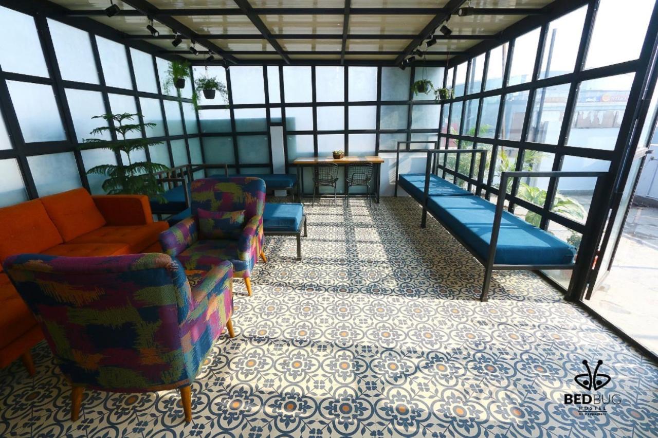 Madpackers Delhi West Hostel นิวเดลี ภายนอก รูปภาพ